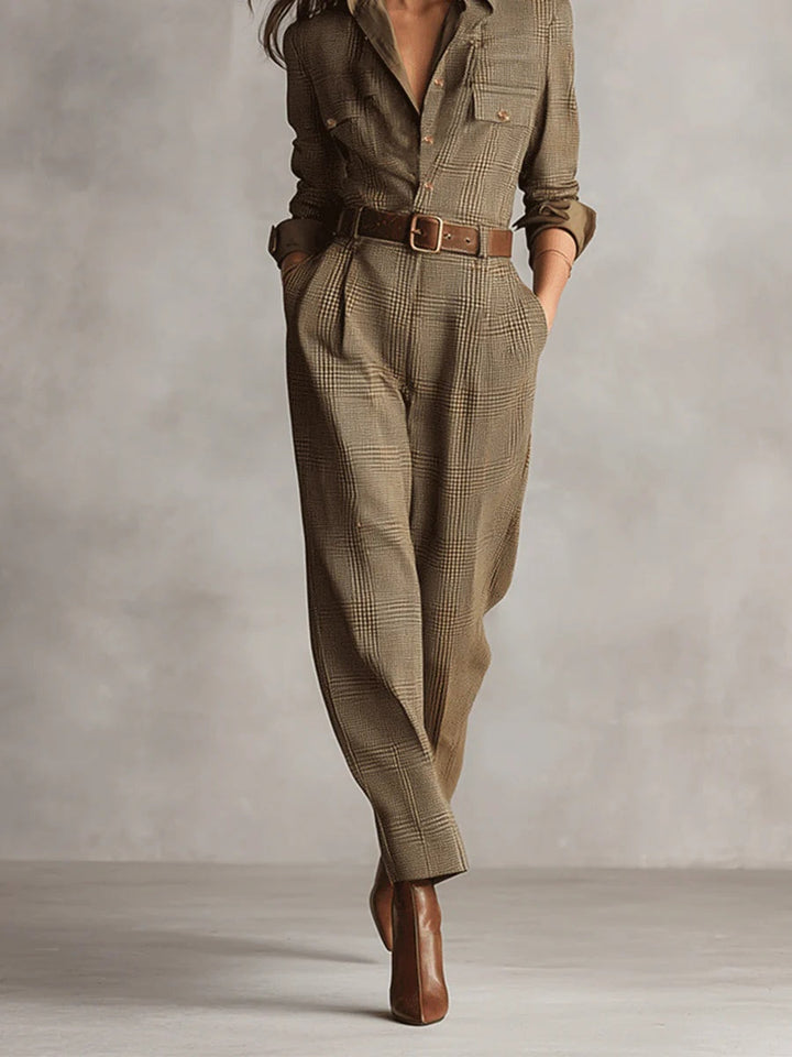 LAURA - Elegance and Versatility in One Piece